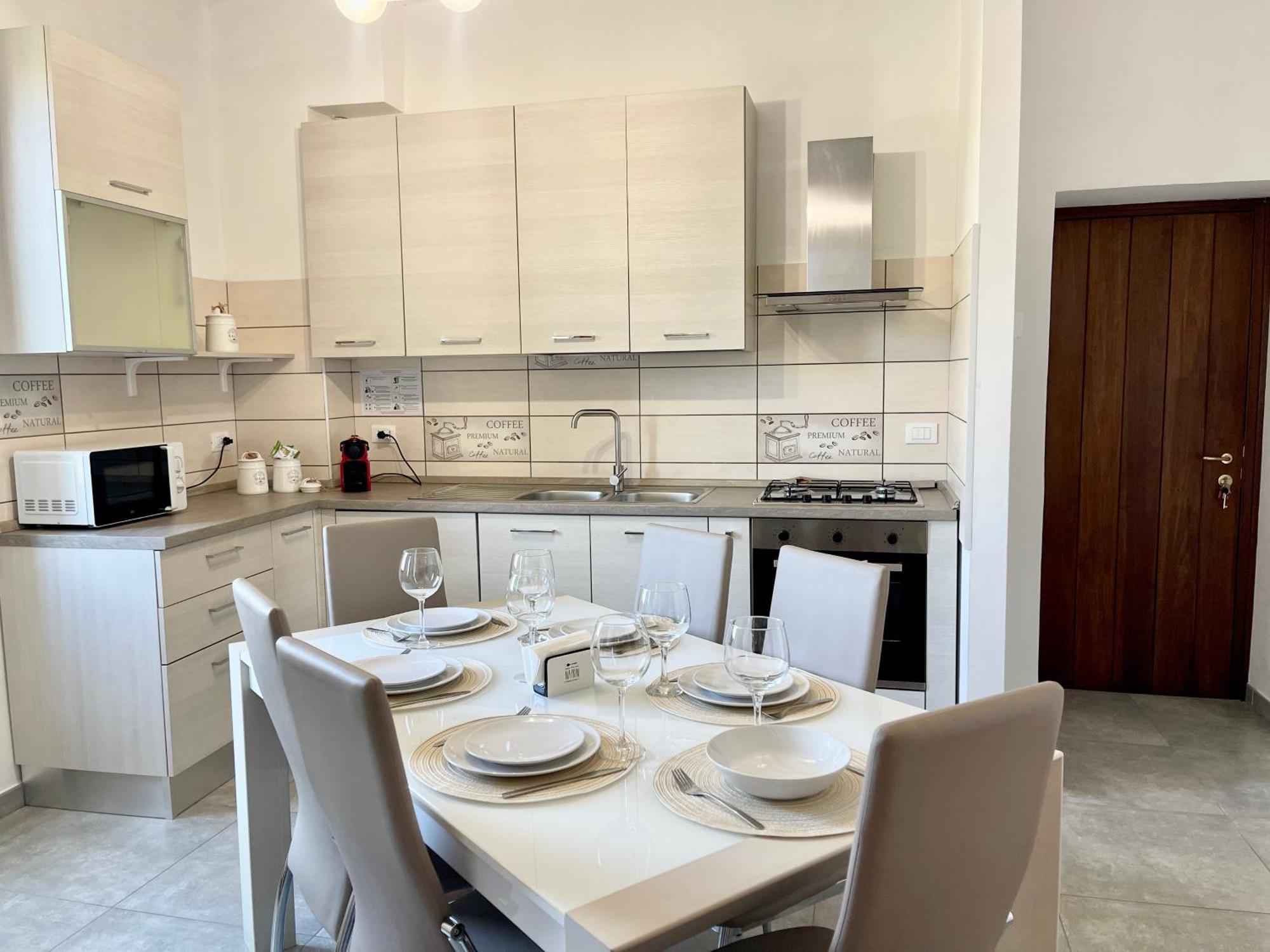 All'Apulia N'23 - Apartment With Parking Lecce Extérieur photo